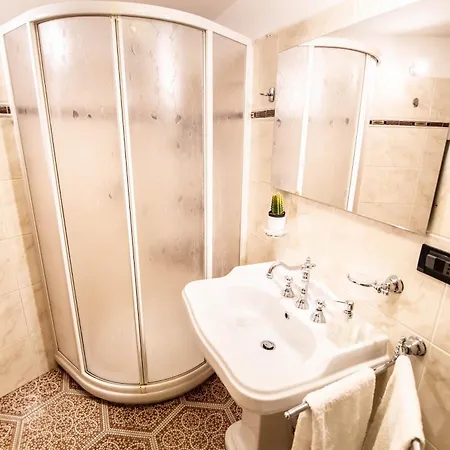 Manno 81 - Charming Historic *